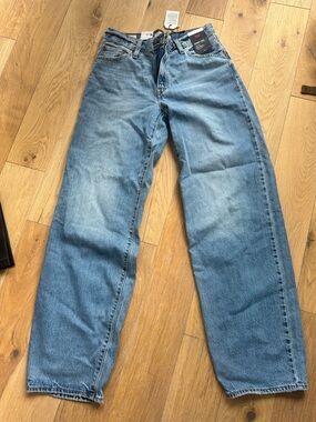 Levi's baggy dad jeans